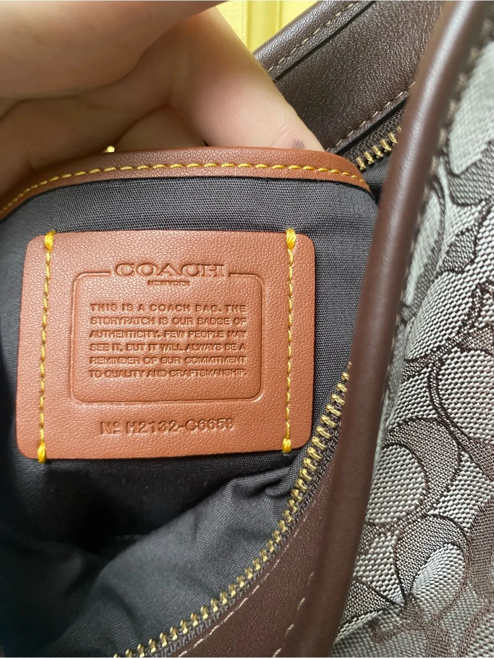 Coach SOFT TABBY HOBO IN SIGNATURE JACQUARD